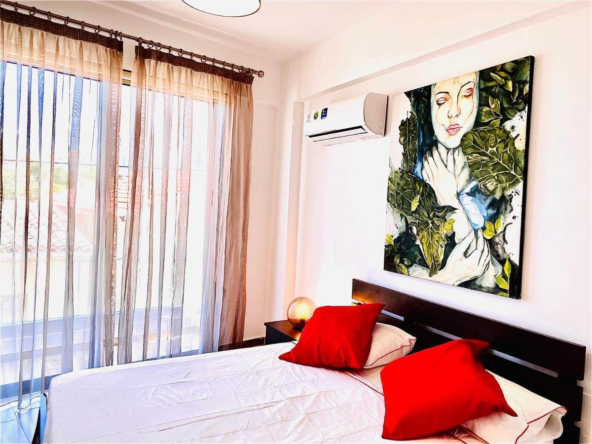 Bali Suites 101 Larnaca Exterior foto